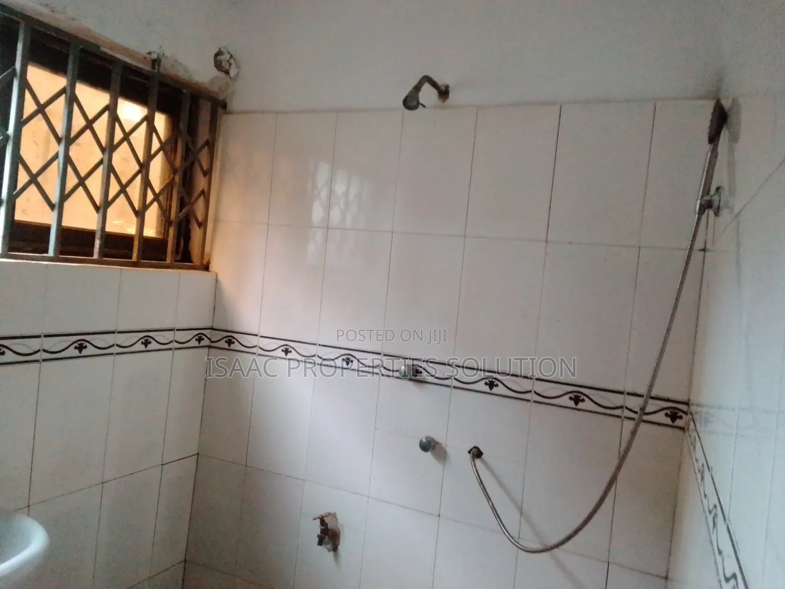 1bdrm Apartment in Isaac Properties, Takoradi for rent