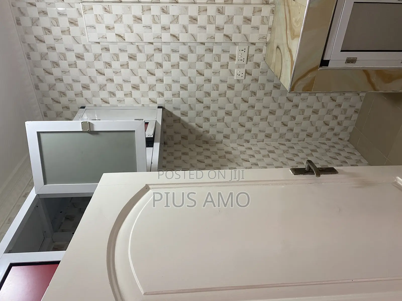 Executive Single Room Self Contained