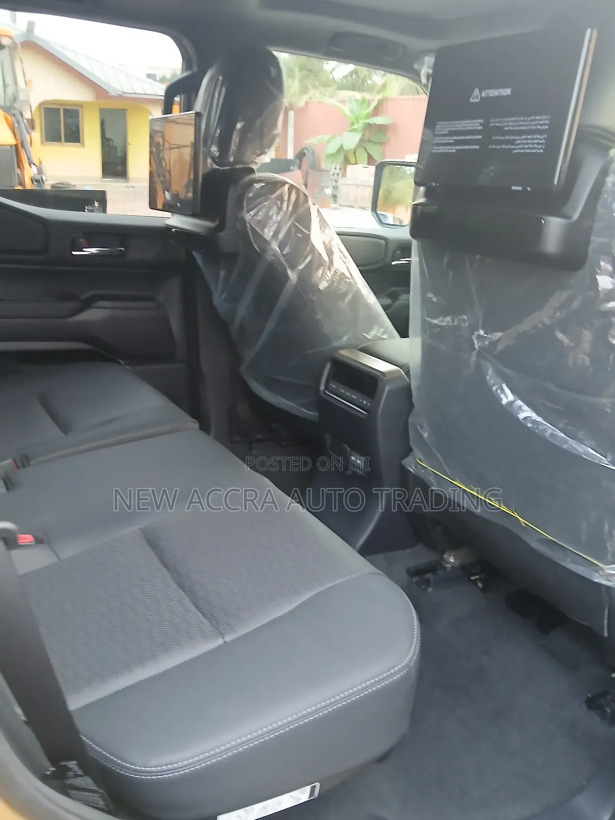 New Toyota Land Cruiser Prado 2.8 2025 Yellow
