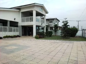 5bdrm House in Millions Properties, Kumasi Metropolitan for rent