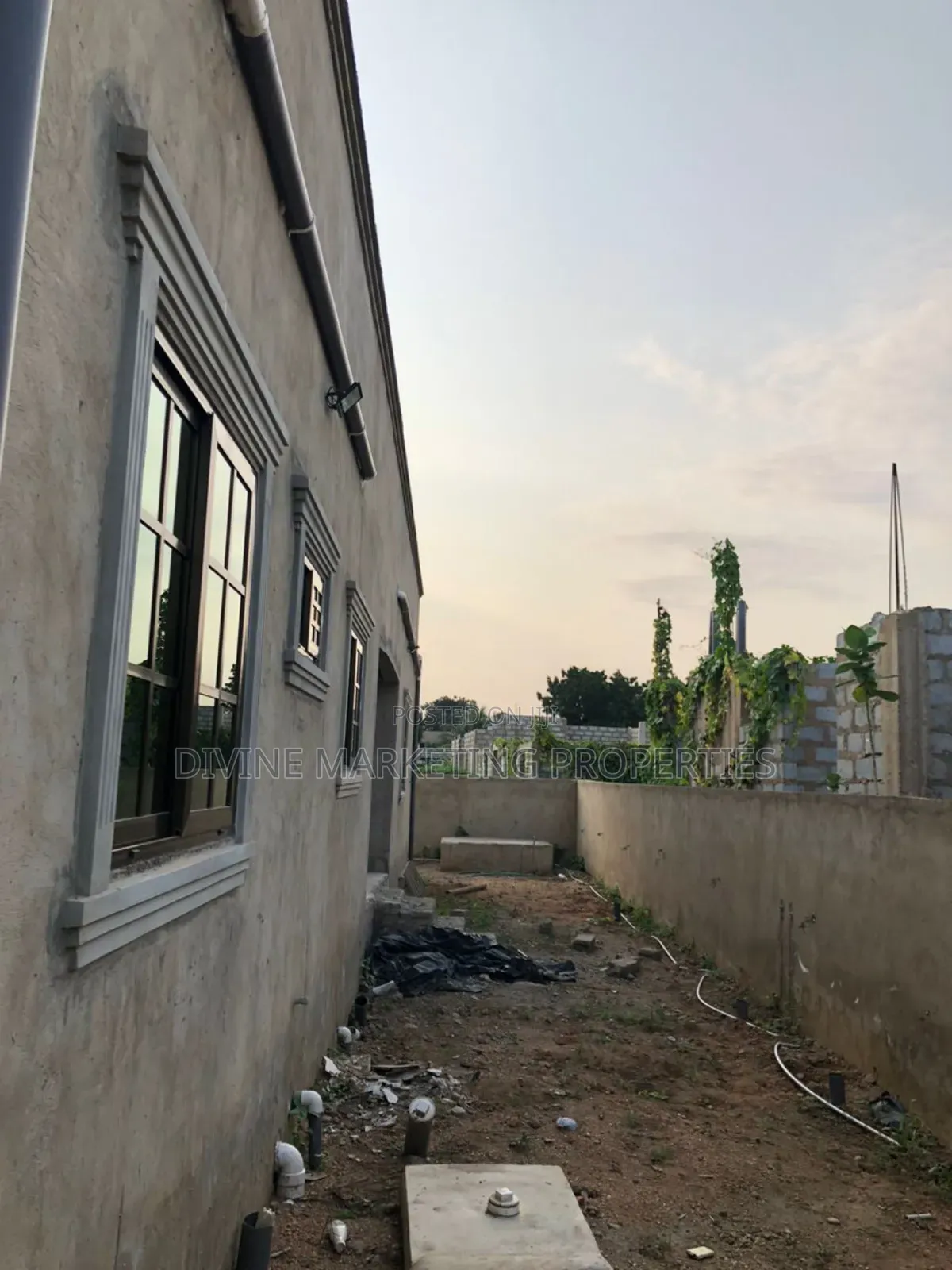 4bdrm House in Opeikuma, Kasoa for sale