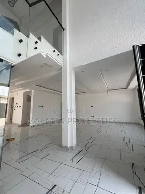4bdrm Duplex in East Legon for sale