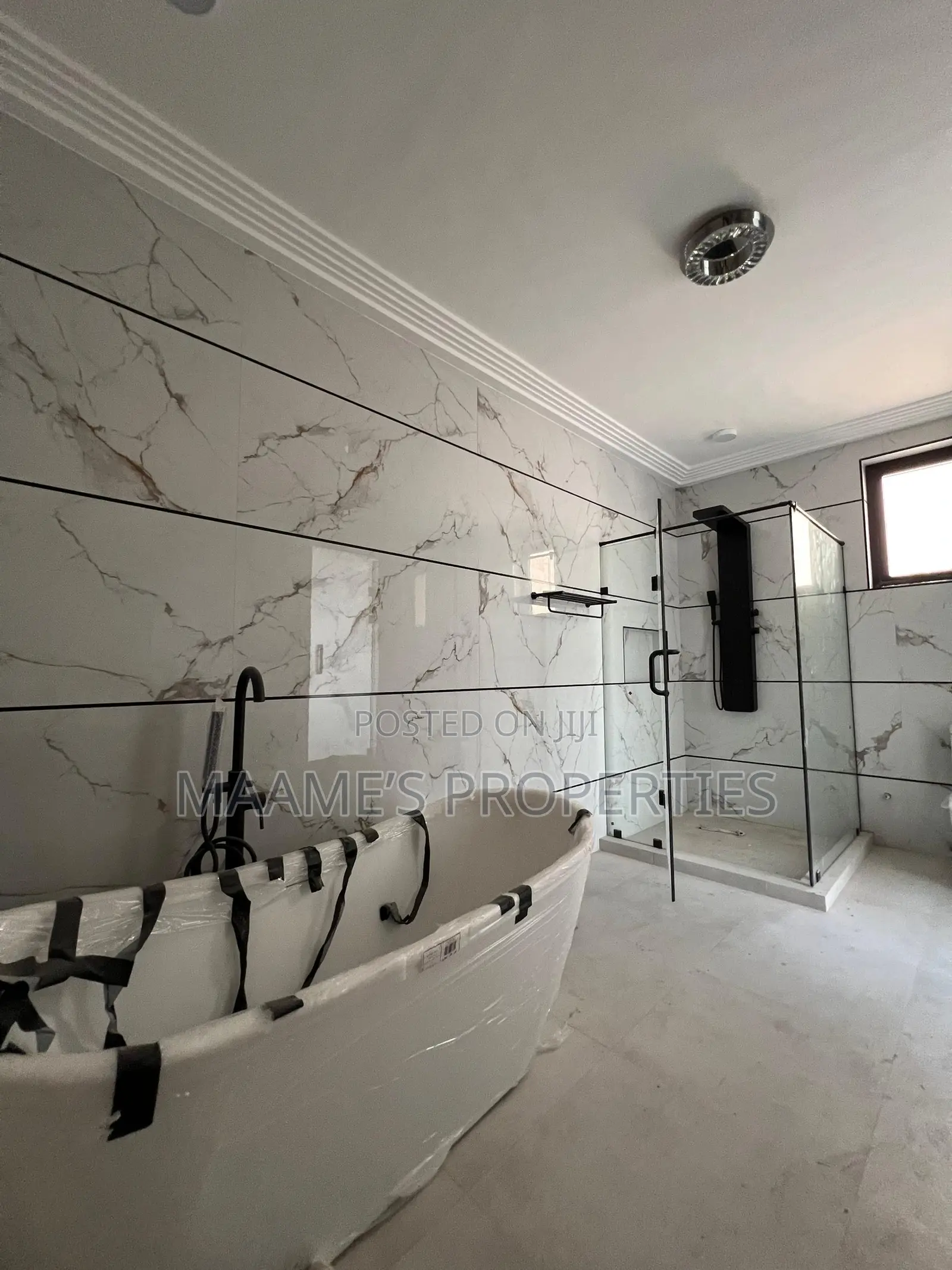 4bdrm Duplex in East Legon for sale