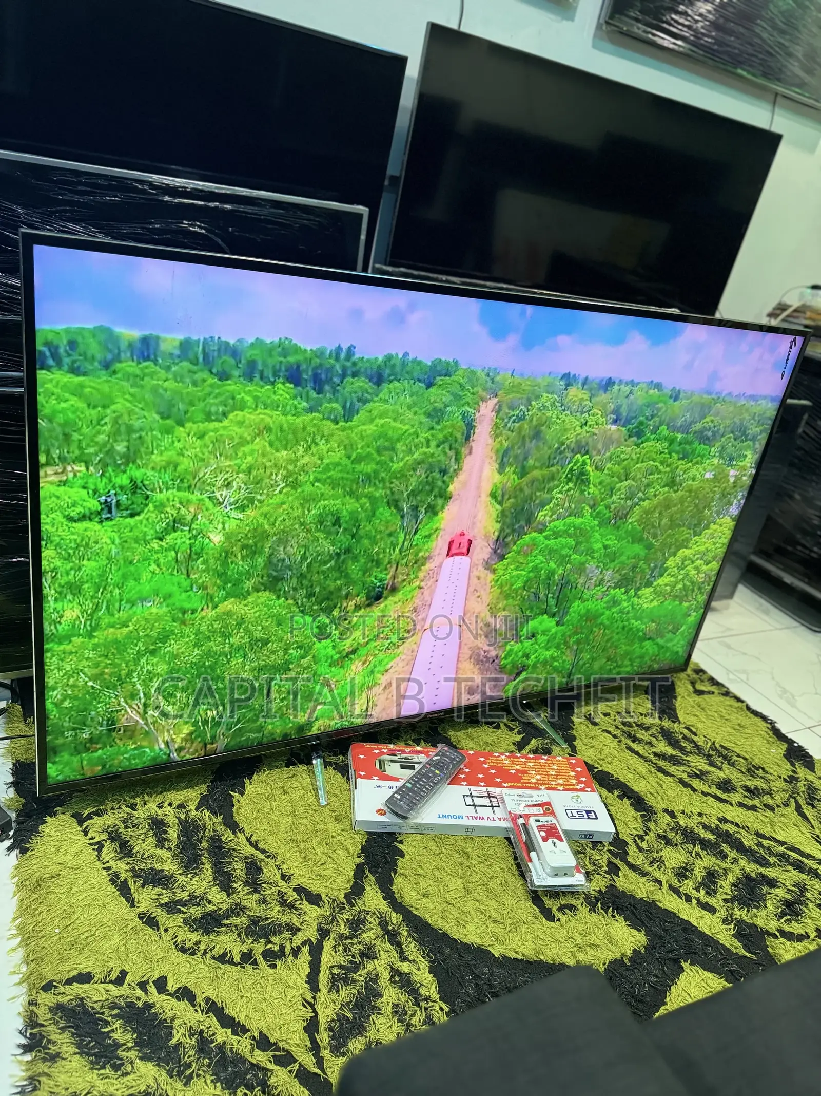 65inches Full Digital Satellite Ultra Hd Led Panasonic Machine