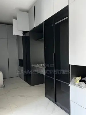 4bdrm Duplex in East Legon for sale