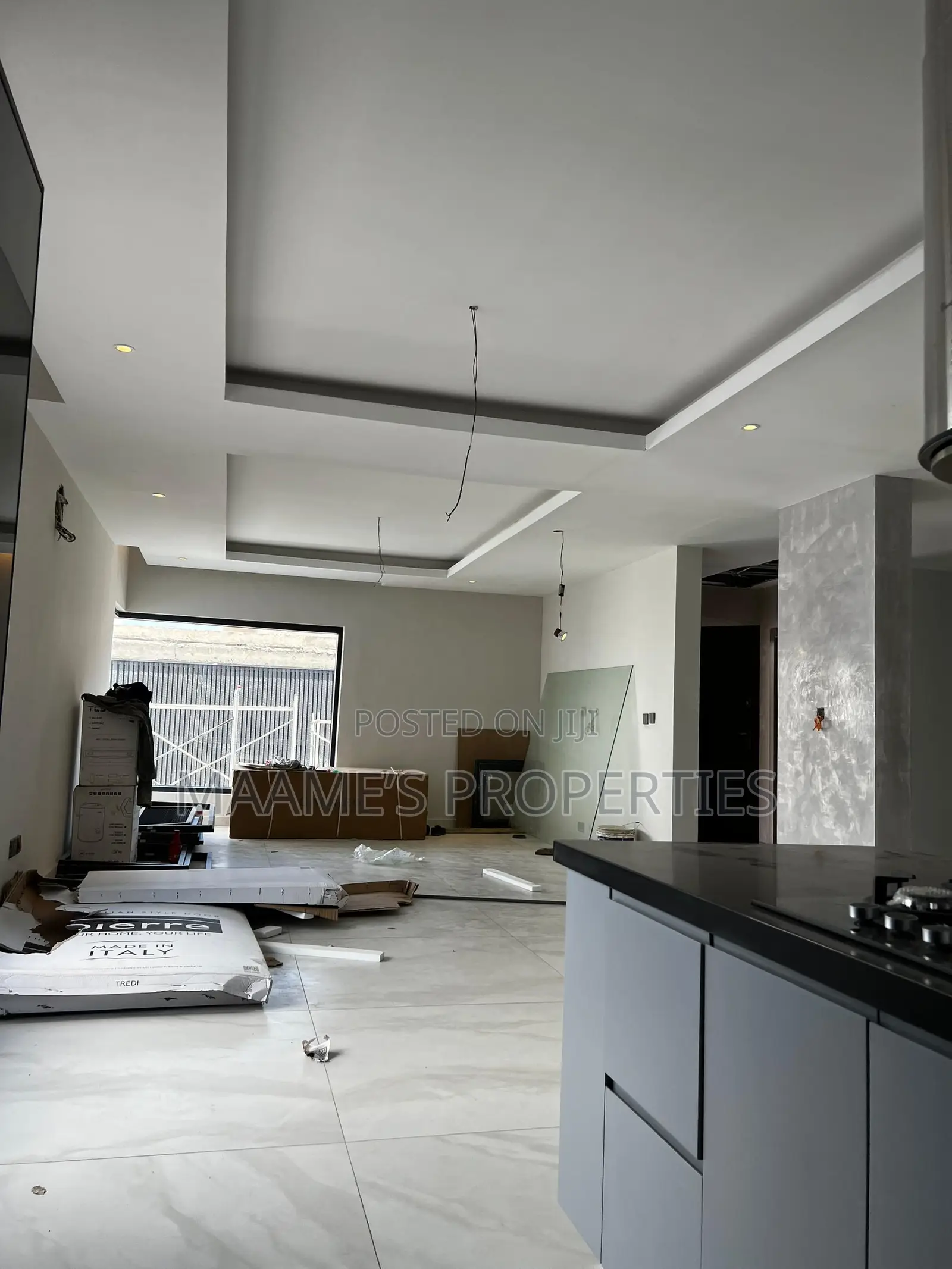 4bdrm Duplex in East Legon for sale