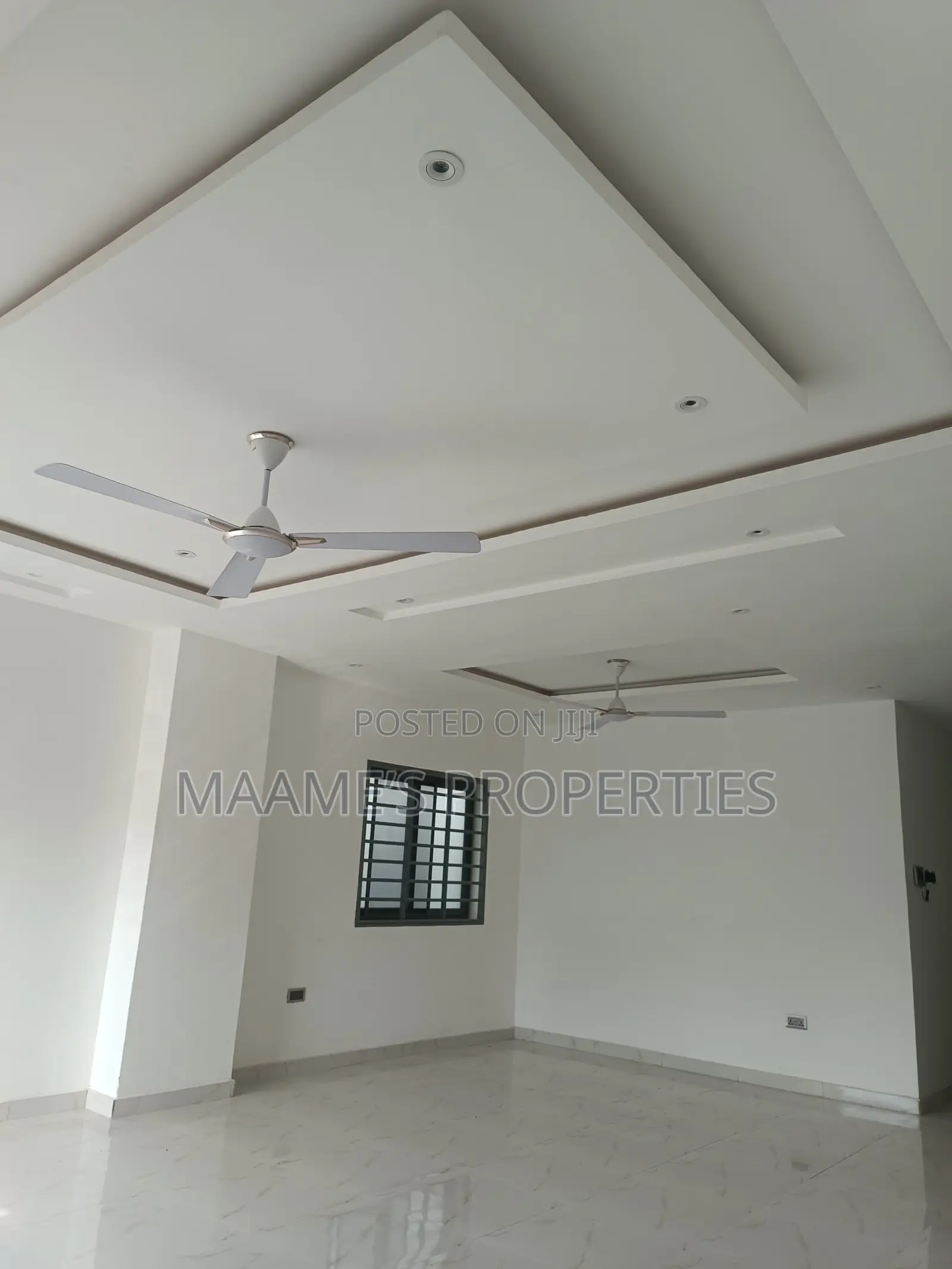 3bdrm Duplex in Oyarifa for sale