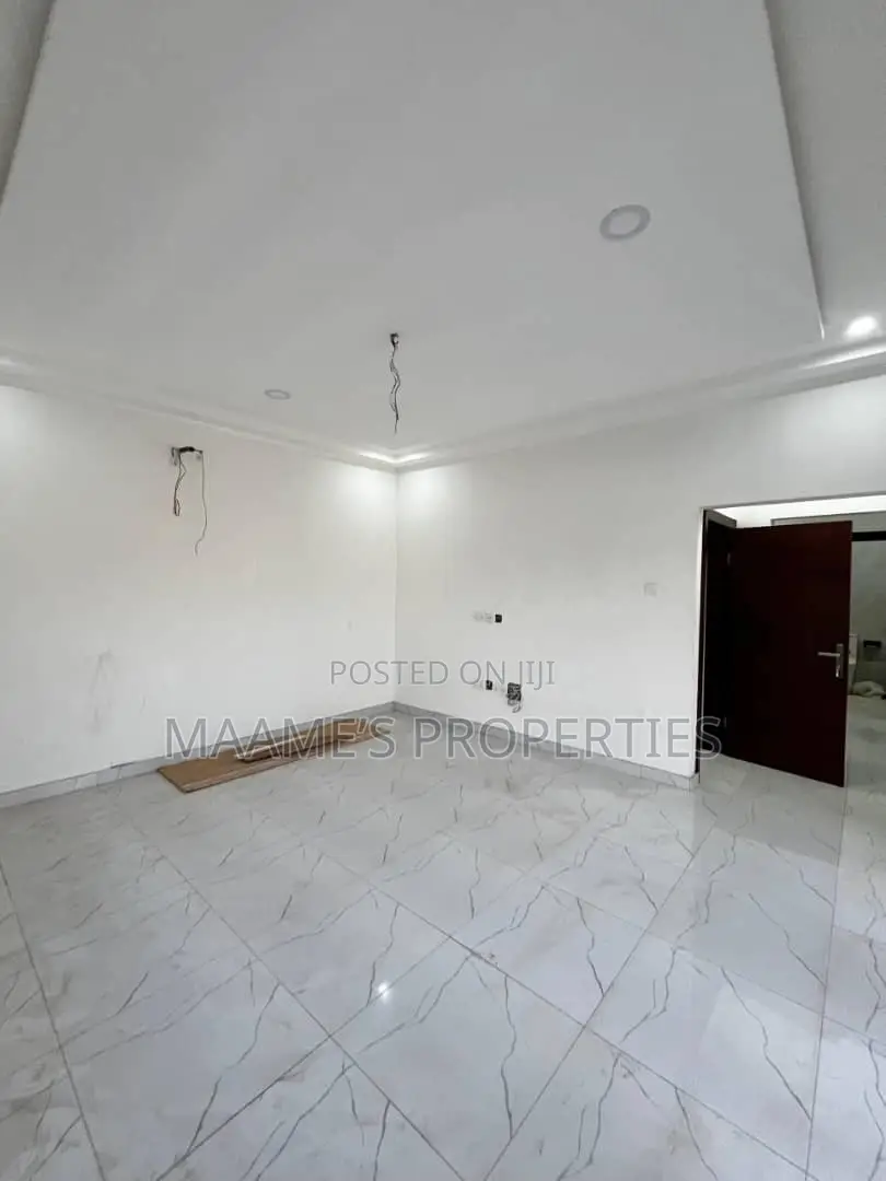 4bdrm Duplex in Pokuase for sale