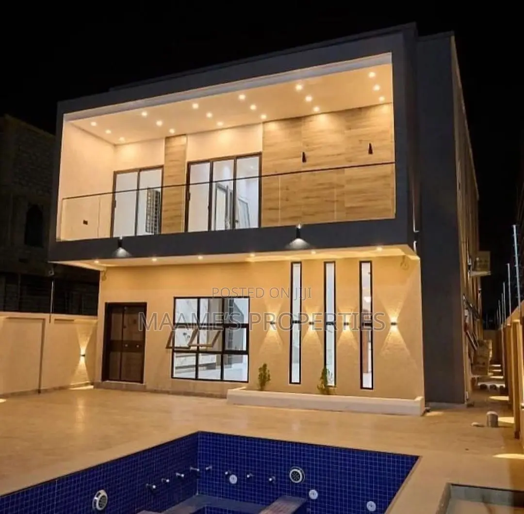 4bdrm Duplex in East Legon for sale