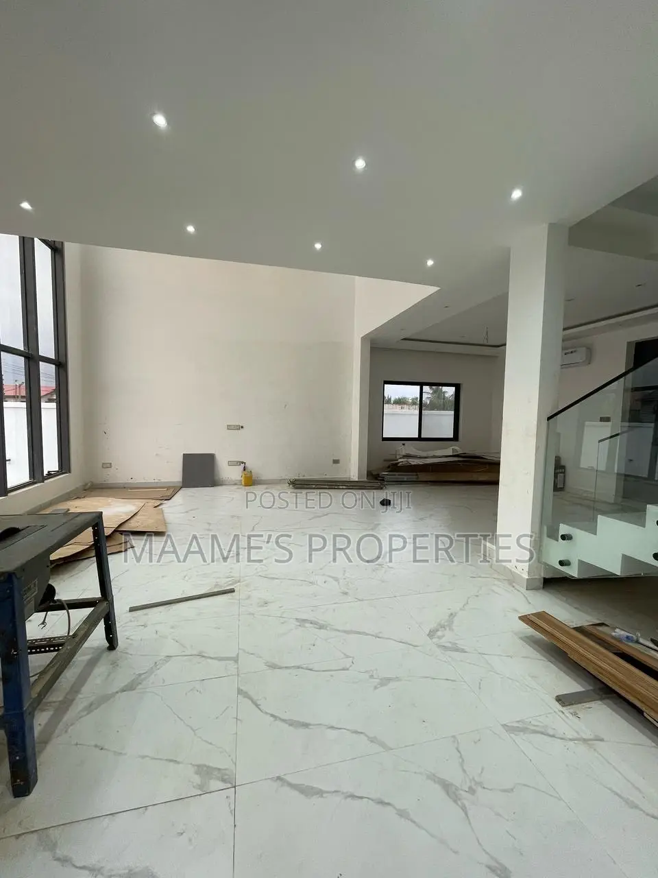 4bdrm Duplex in Ashaley Botwe for sale
