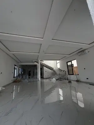 4bdrm Duplex in East Legon for sale
