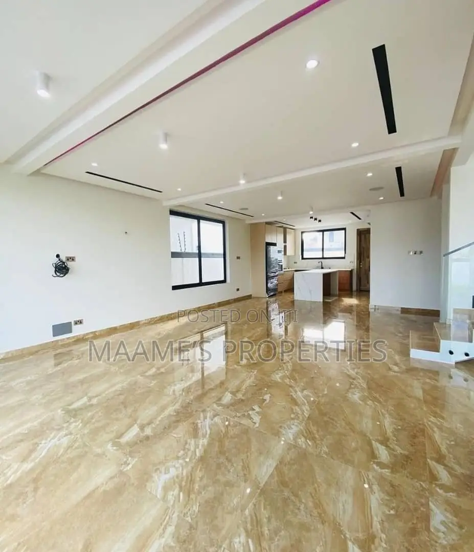 4bdrm Duplex in Tseaddo for sale