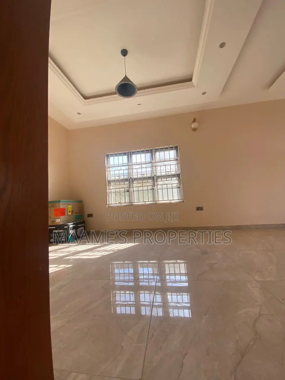 4bdrm Duplex in West Hills Mall Area for sale