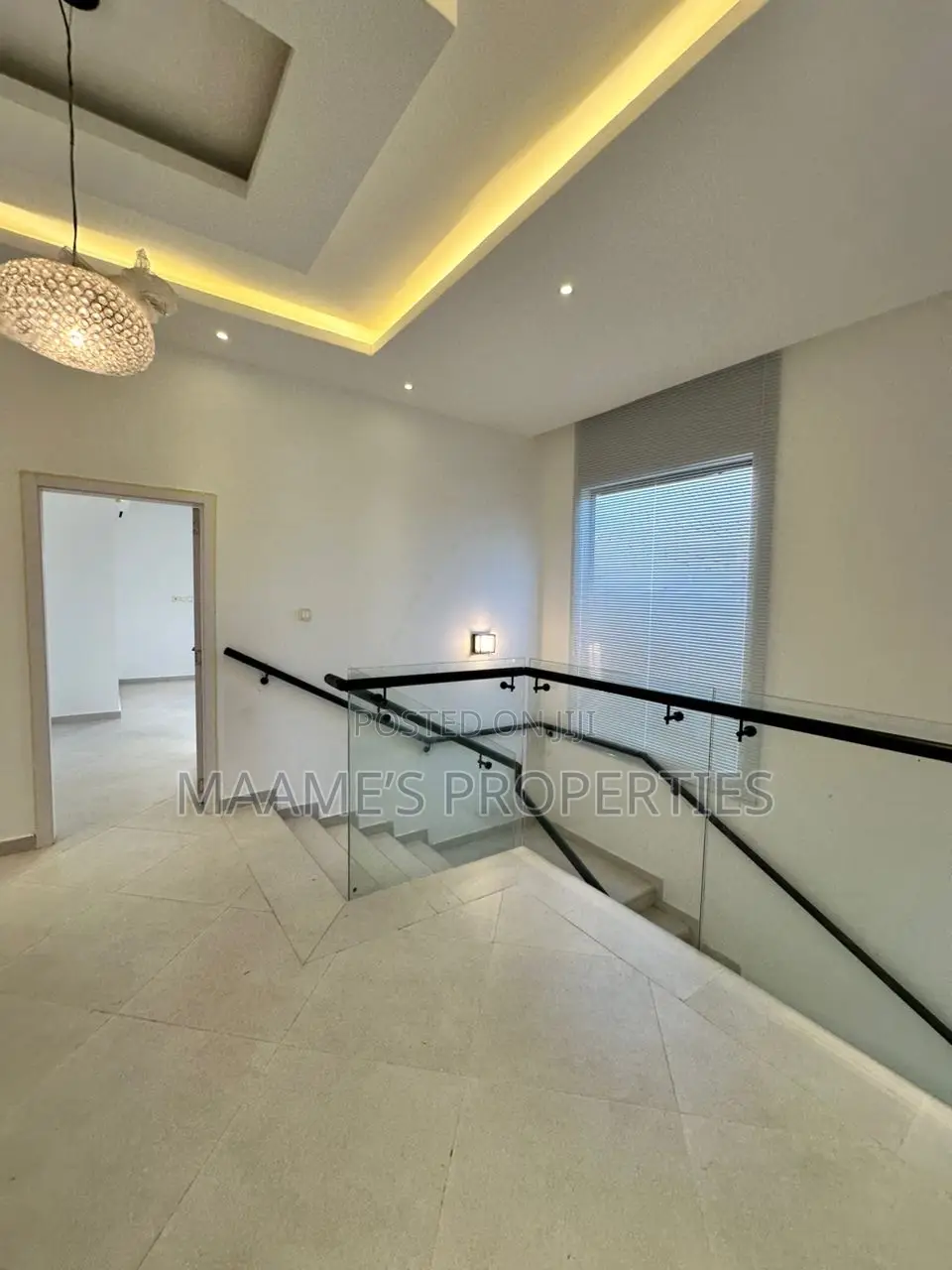 6bdrm Duplex in Spintex for sale