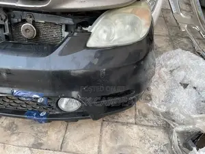 Toyota Matrix 2005 Front Cut Available