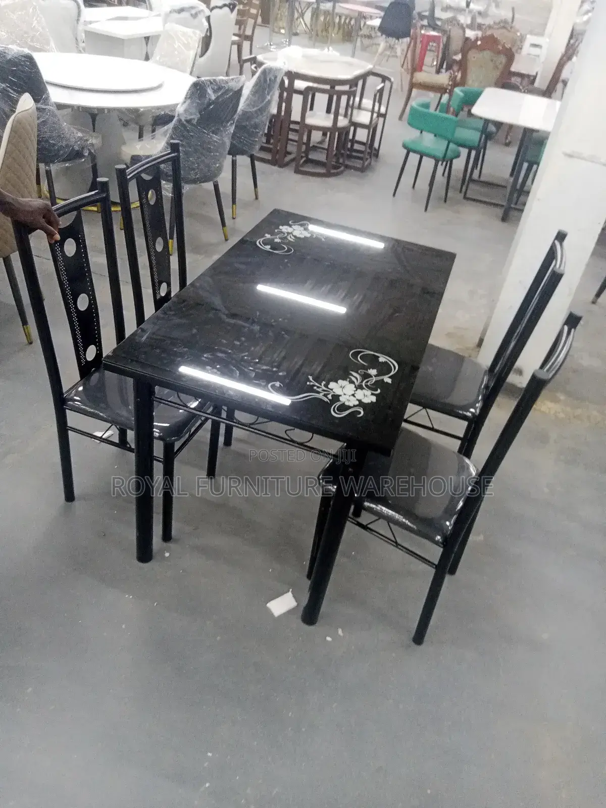 Simple 4 Seater Dining Table