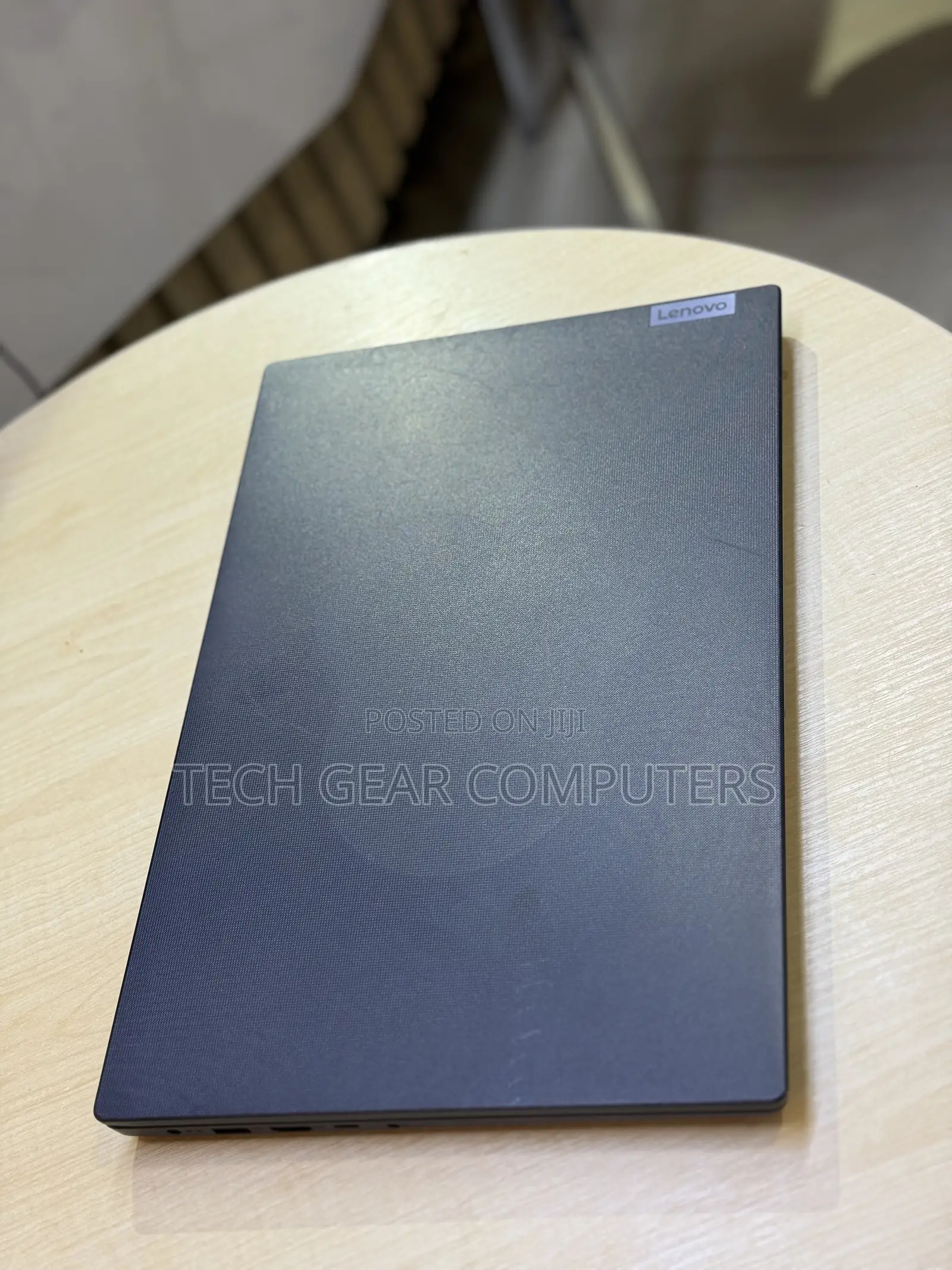 Laptop Lenovo V15 1GB Intel Core i5 SSD 256GB