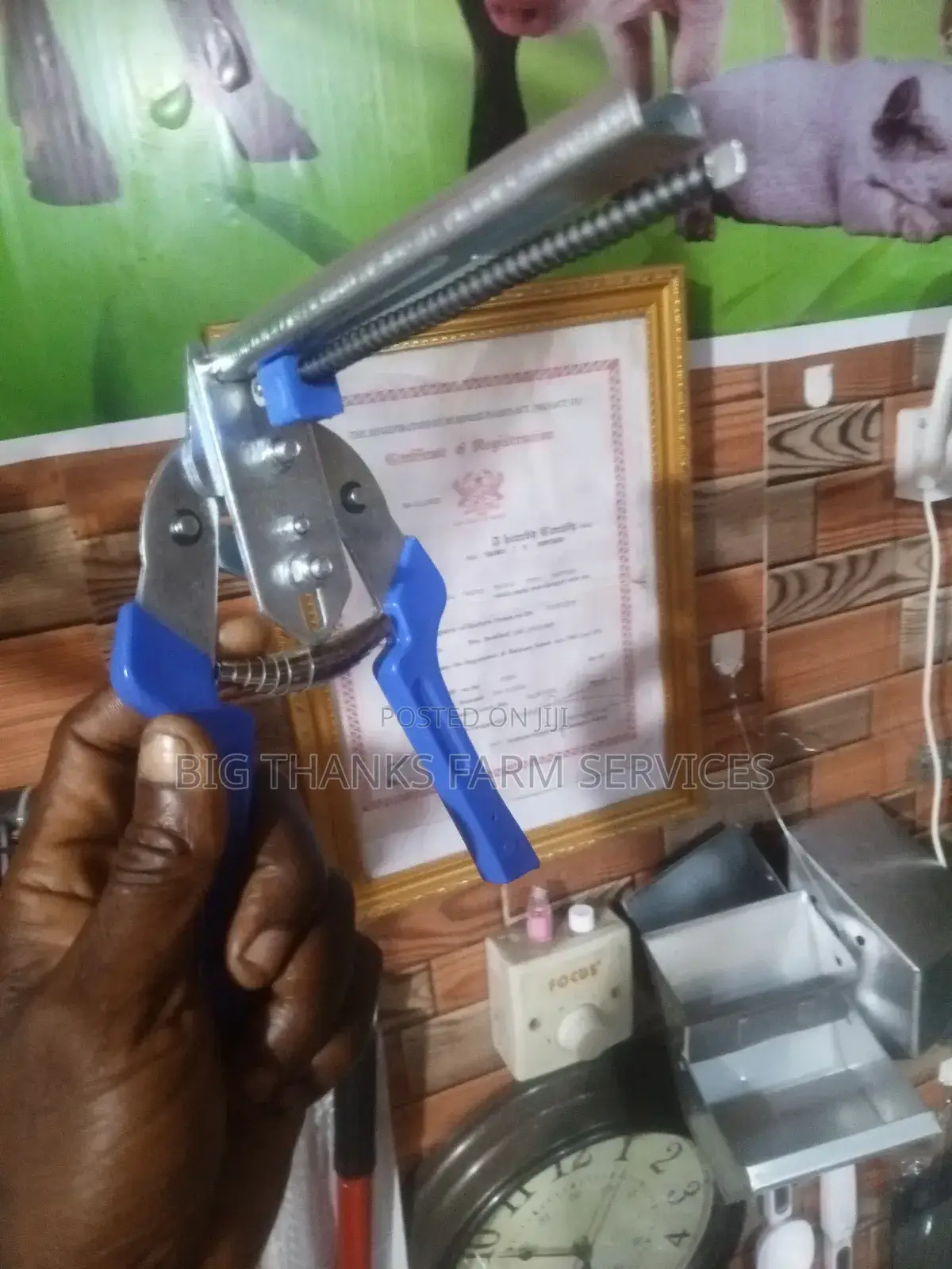 Mesh Pliers