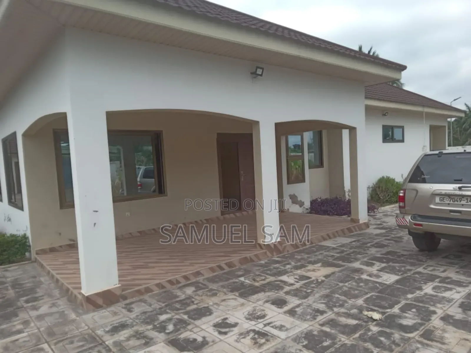6bdrm House in Tema Communities 11 for rent