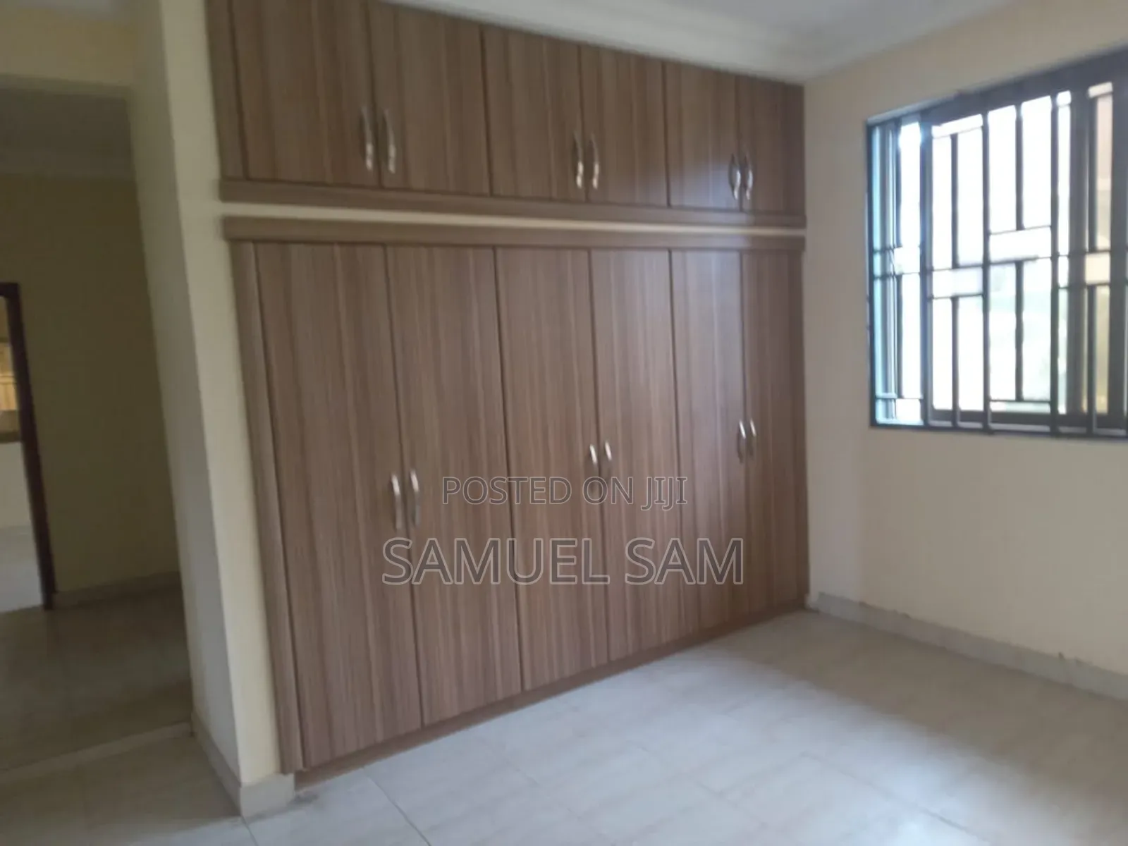 6bdrm House in Tema Communities 11 for rent
