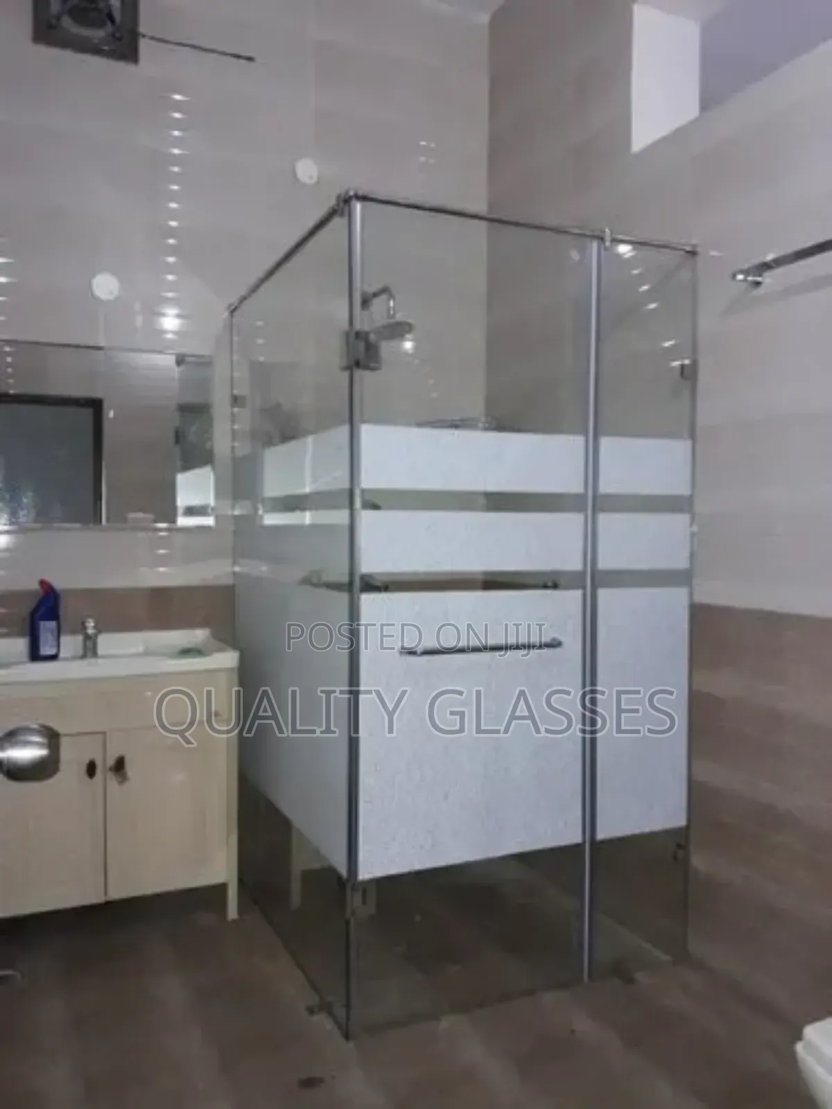 L Shape Glazz 4 Shower