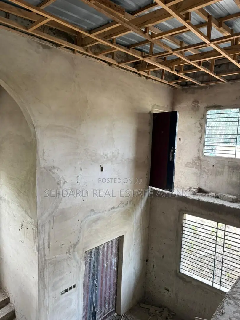 75% Completed Stunning 4-bedroom Modern Duplex – Amasaman (Dobro)