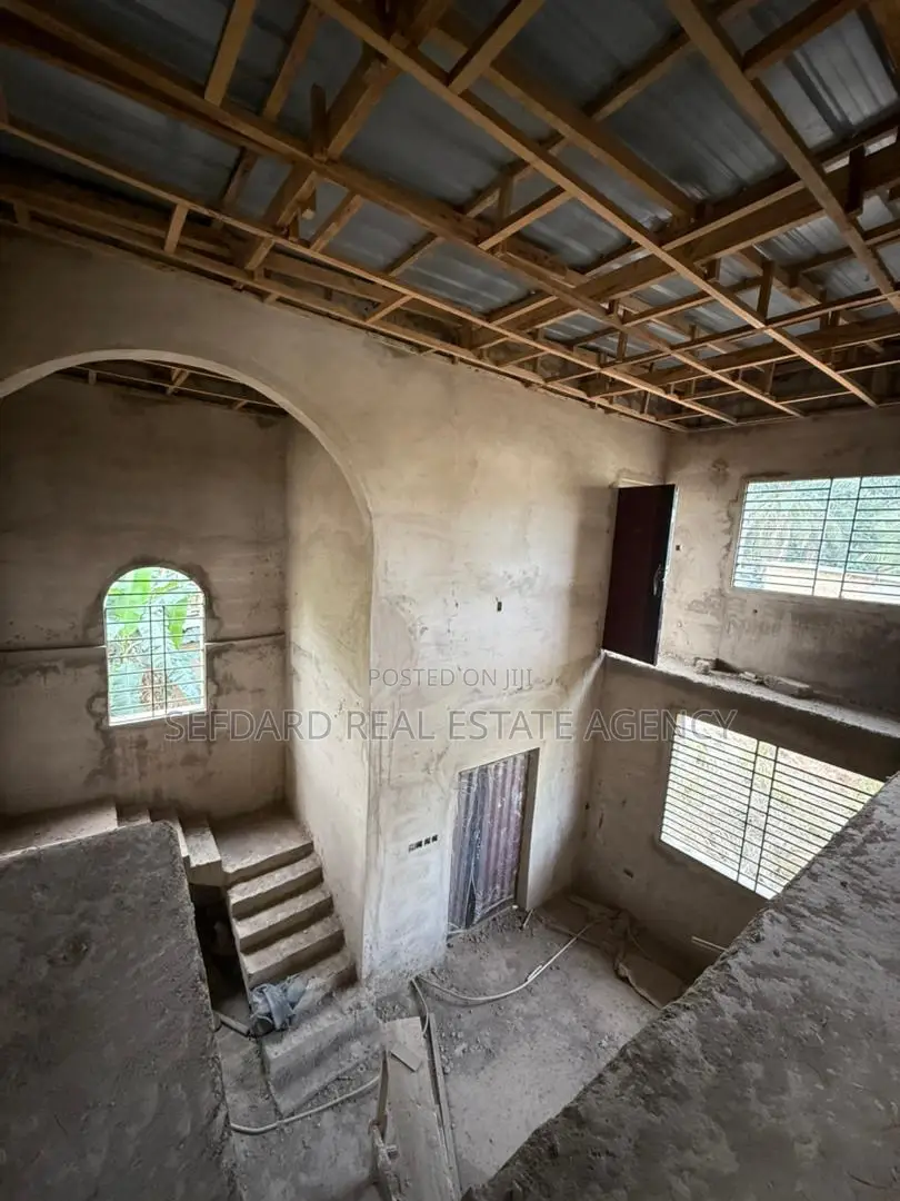 75% Completed Stunning 4-bedroom Modern Duplex – Amasaman (Dobro)