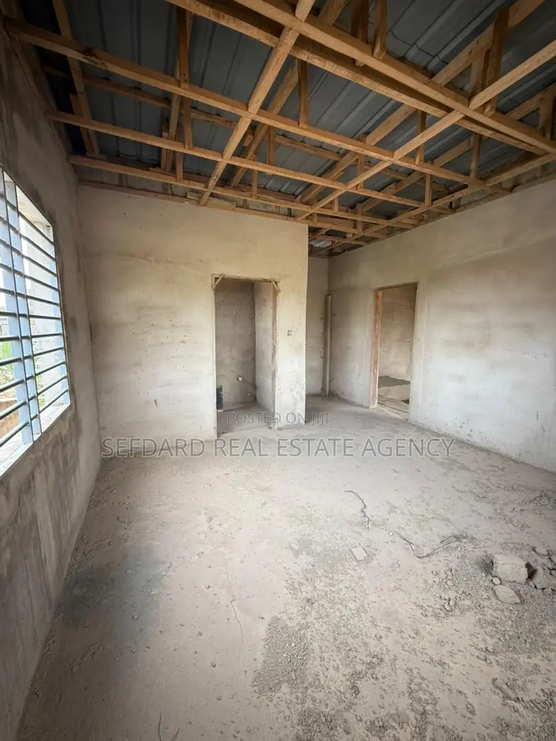 75% Completed Stunning 4-bedroom Modern Duplex – Amasaman (Dobro)