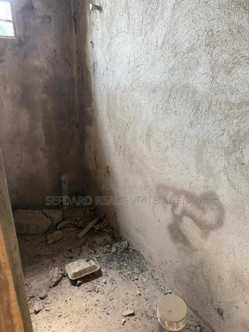 75% Completed Stunning 4-bedroom Modern Duplex – Amasaman (Dobro)