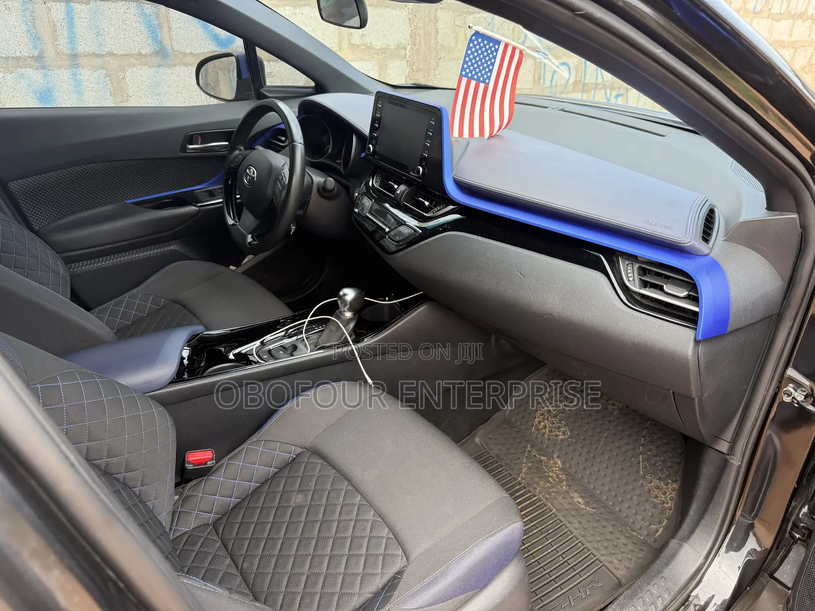 Toyota C-HR XLE 2021 Black