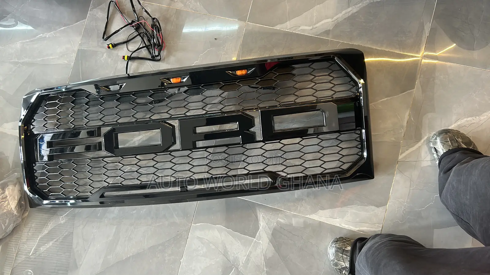 Ford F150 2008-2014 Glossy Black Painted Grill