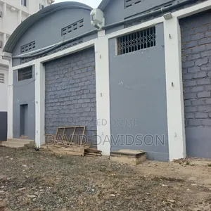 Warehouse Spintex, Lashibi