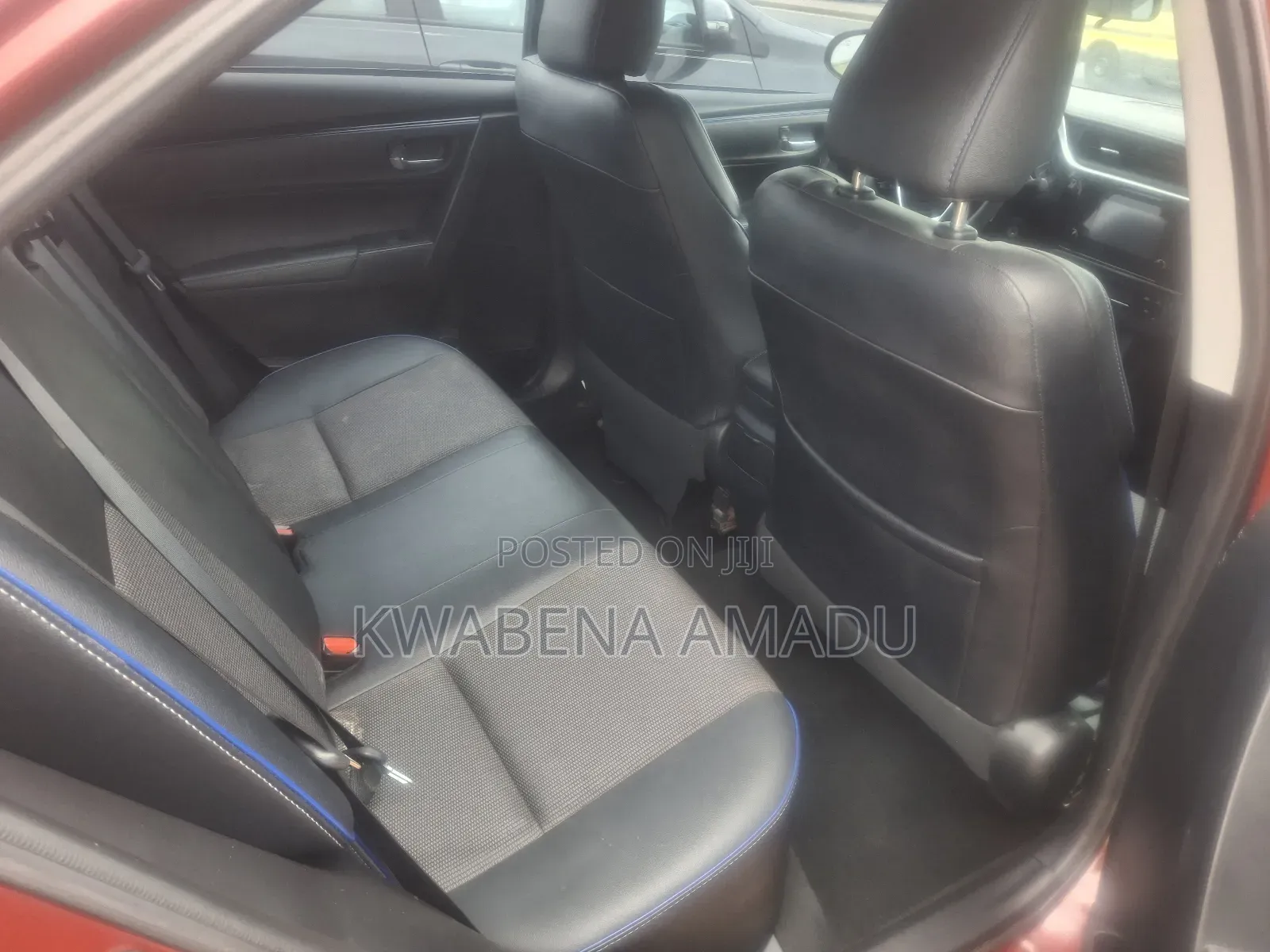 Toyota Corolla SE 4dr Sedan (1.8L 4cyl CVT) 2017 Red