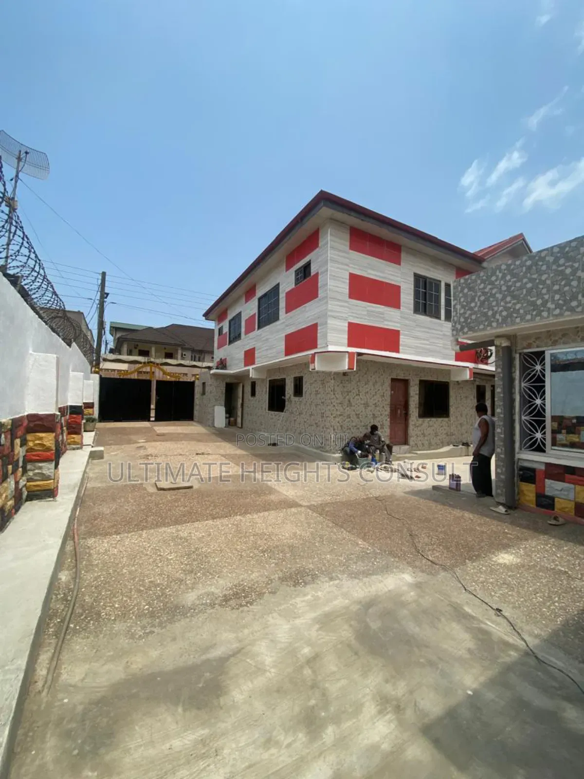 15 Bedrooms House for Sale at Kwashieman