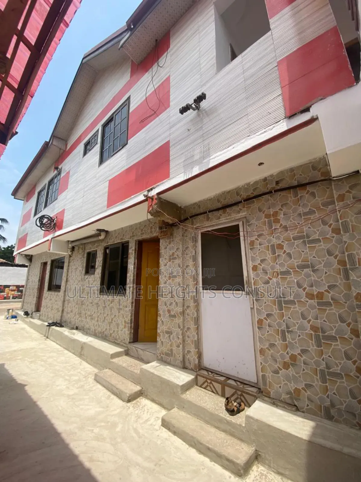 15 Bedrooms House for Sale at Kwashieman