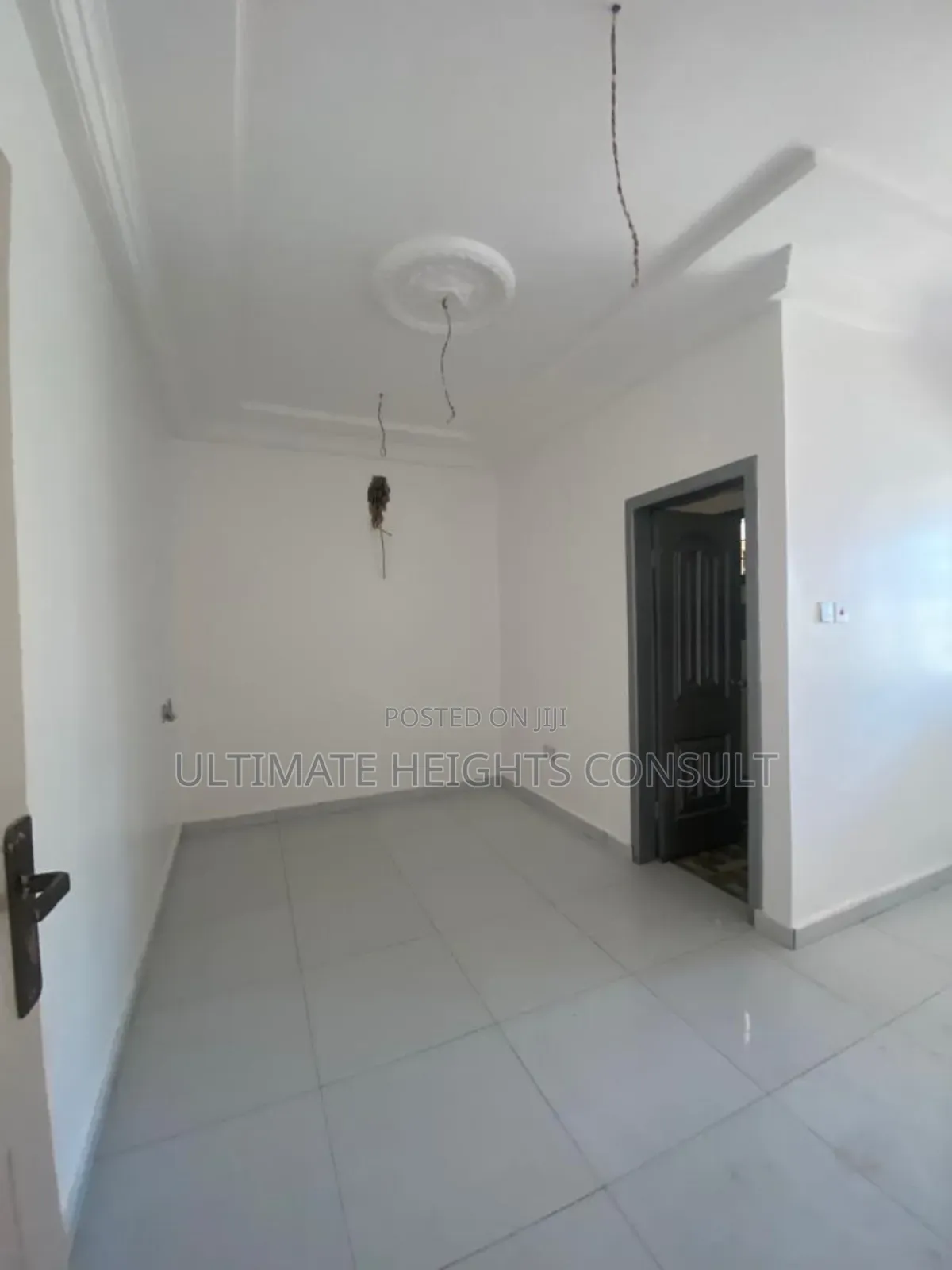 15 Bedrooms House for Sale at Kwashieman