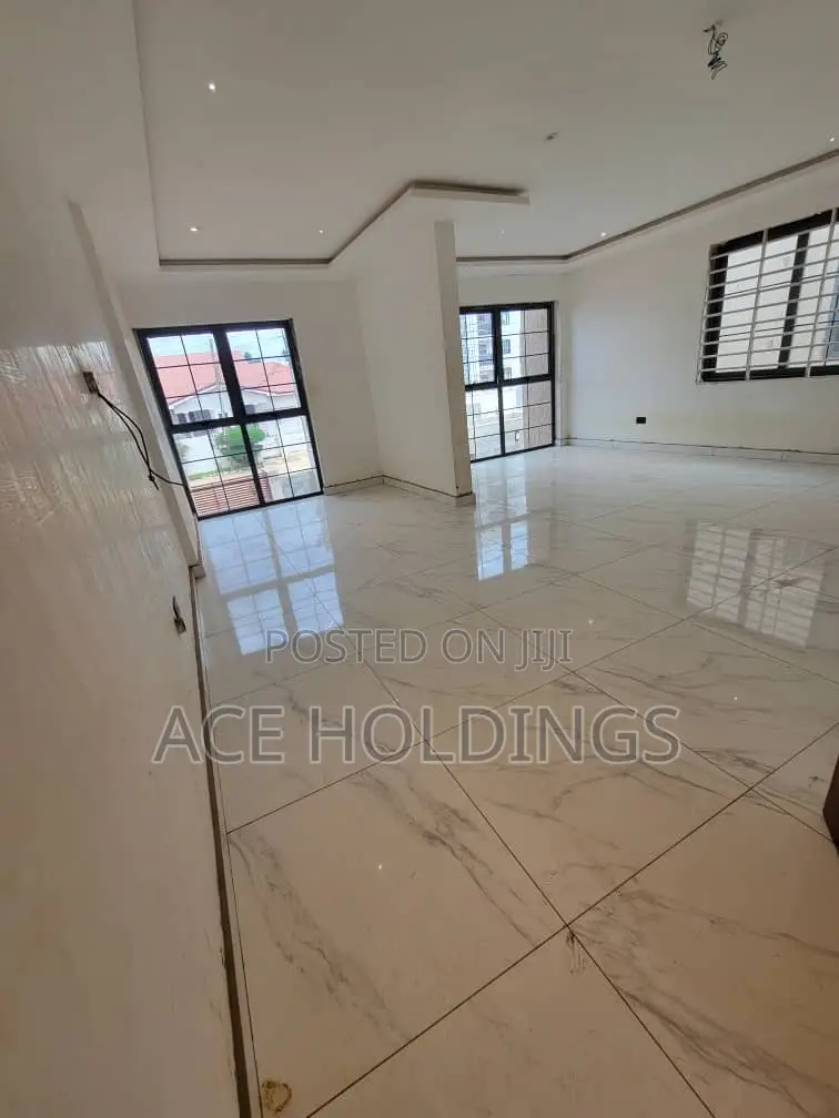 4bdrm House in Tse Addo, Tseaddo for rent