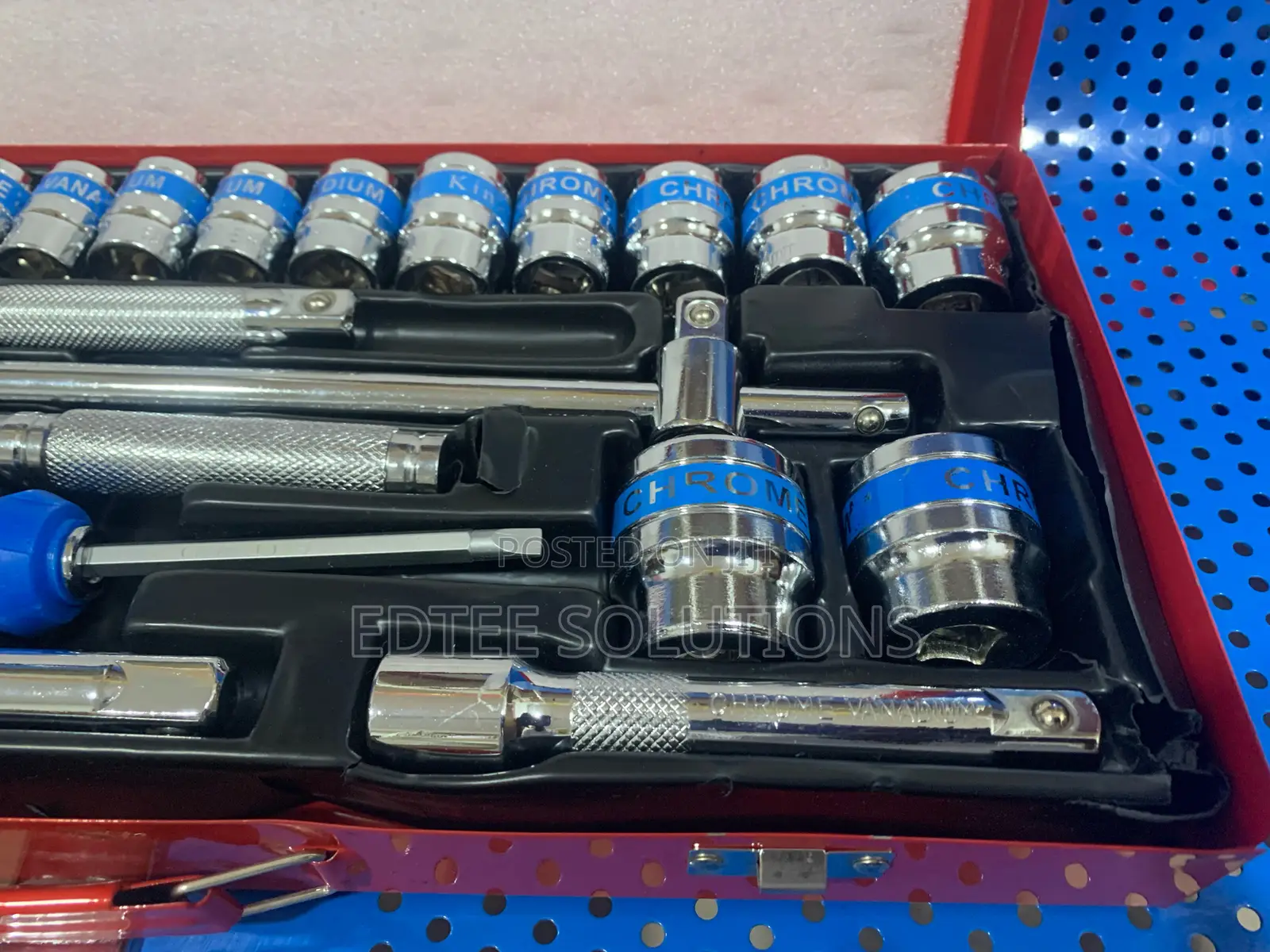 Metallic Case 24pcs Chrome Vanadium 1/2” Dr Socket Set