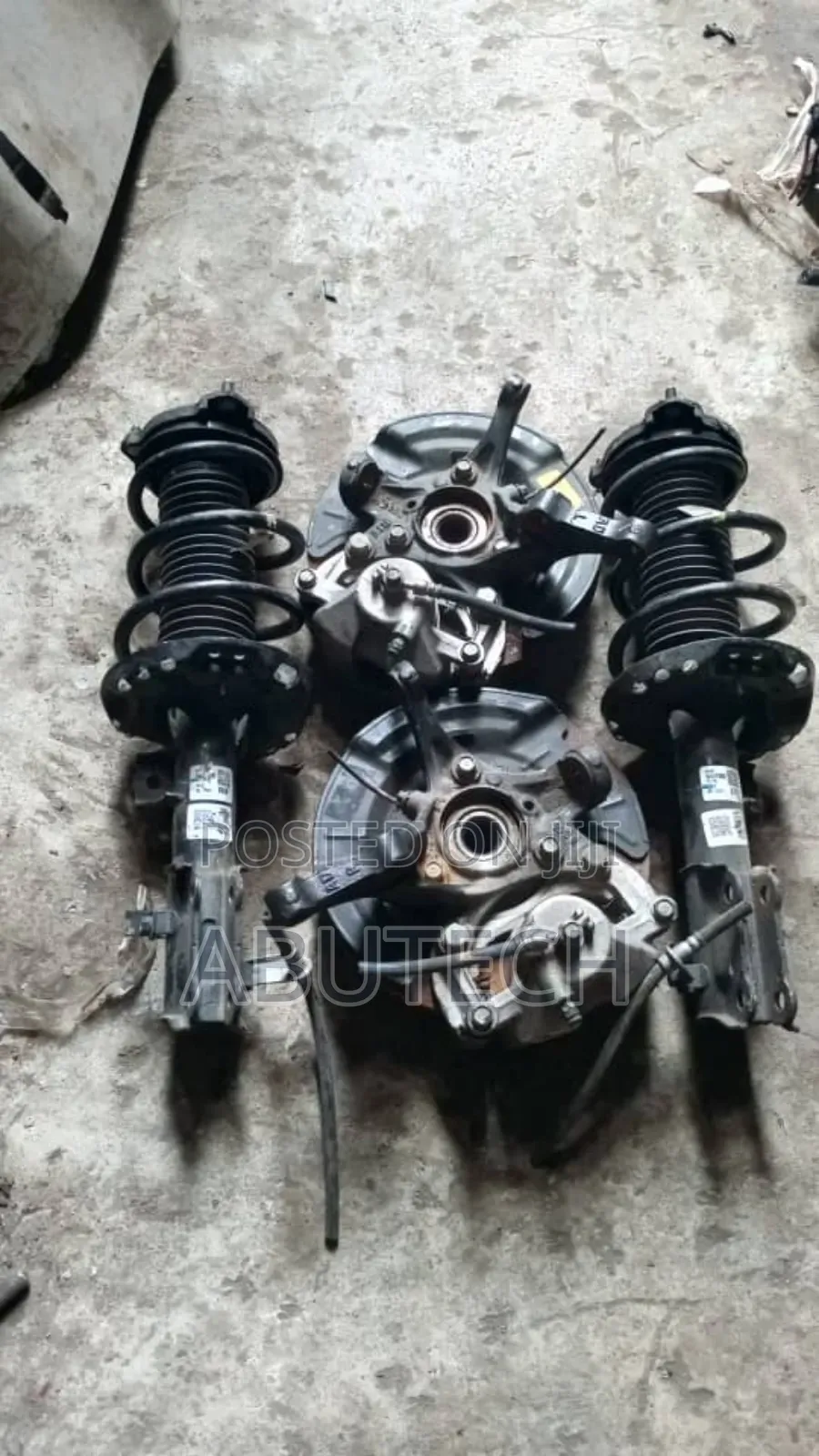 Front Shock and Hub for Hundia Elentra 2017, 2018, 2019, 2020