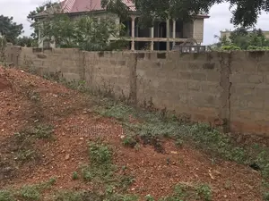 100 Ft by 86 Ft Prime Land With 4 Bedrooms Duplex Foundation