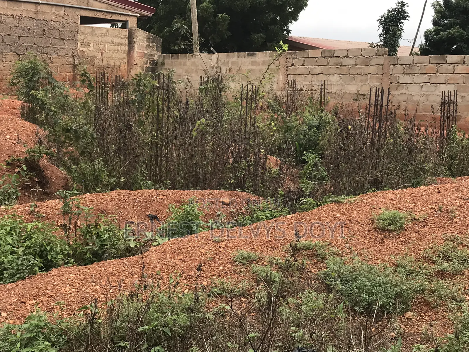 100 Ft by 86 Ft Prime Land With 4 Bedrooms Duplex Foundation