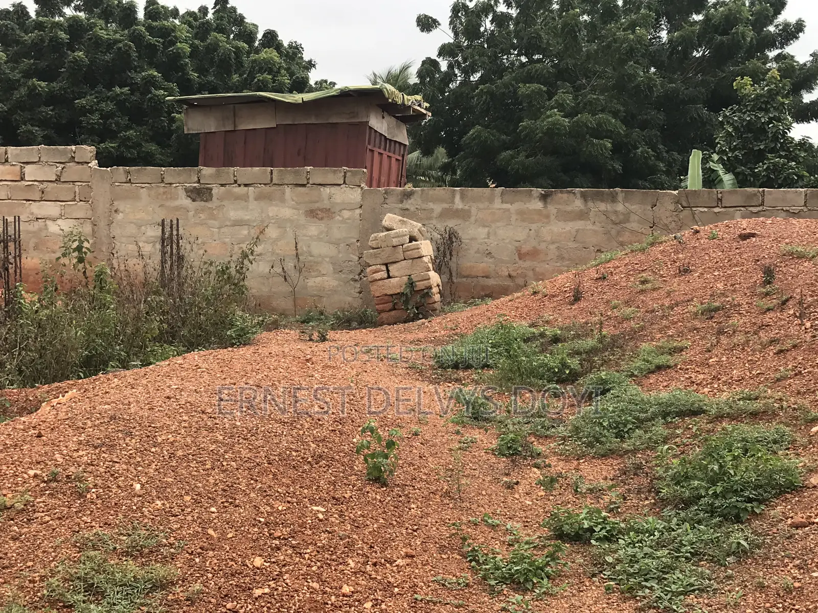 100 Ft by 86 Ft Prime Land With 4 Bedrooms Duplex Foundation