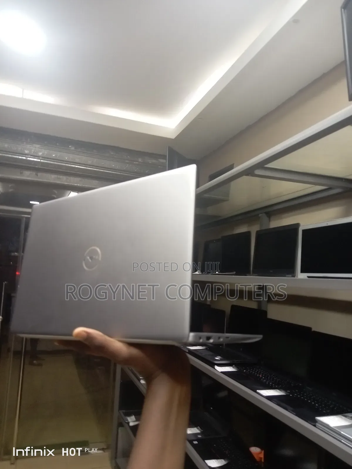 Laptop Dell Latitude 3310 8GB Intel Core i7 SSD 256GB