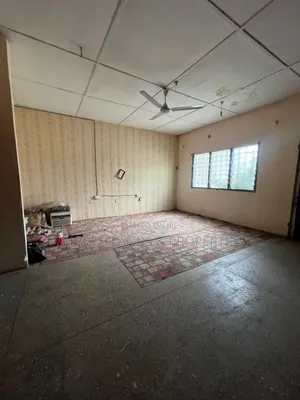 5bdrm House in Spintex for sale