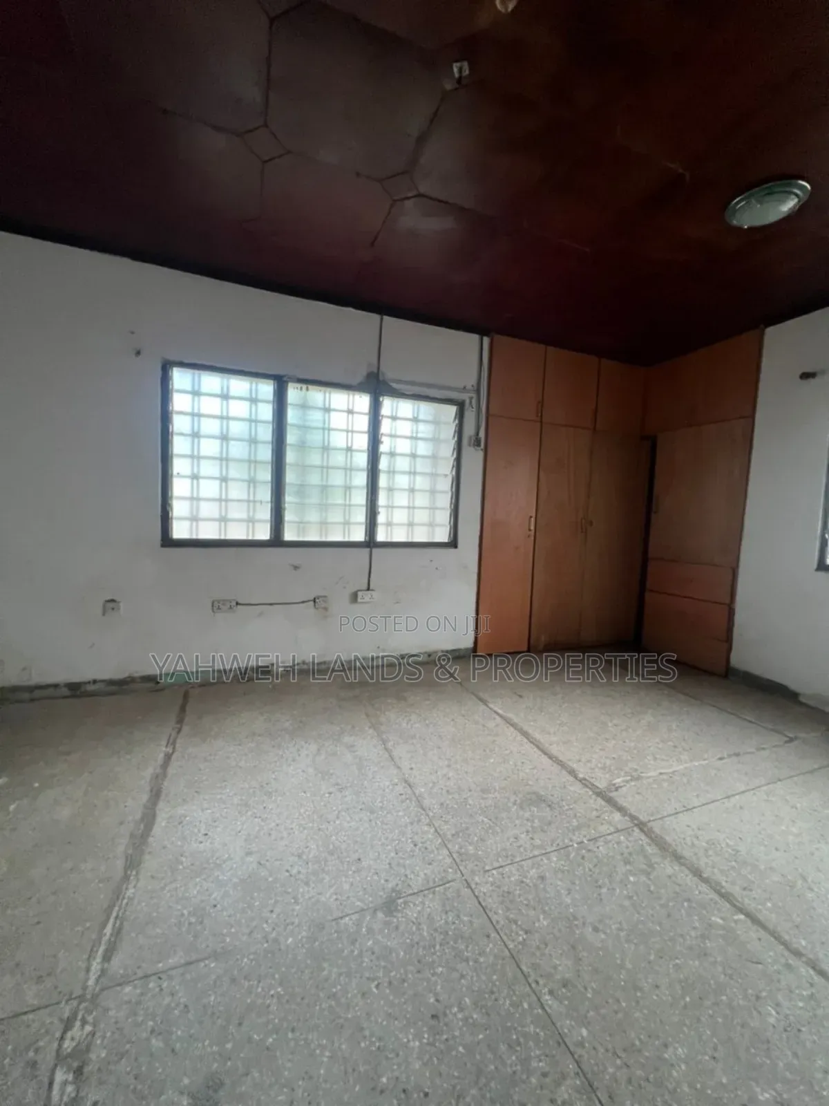 5bdrm House in Spintex for sale