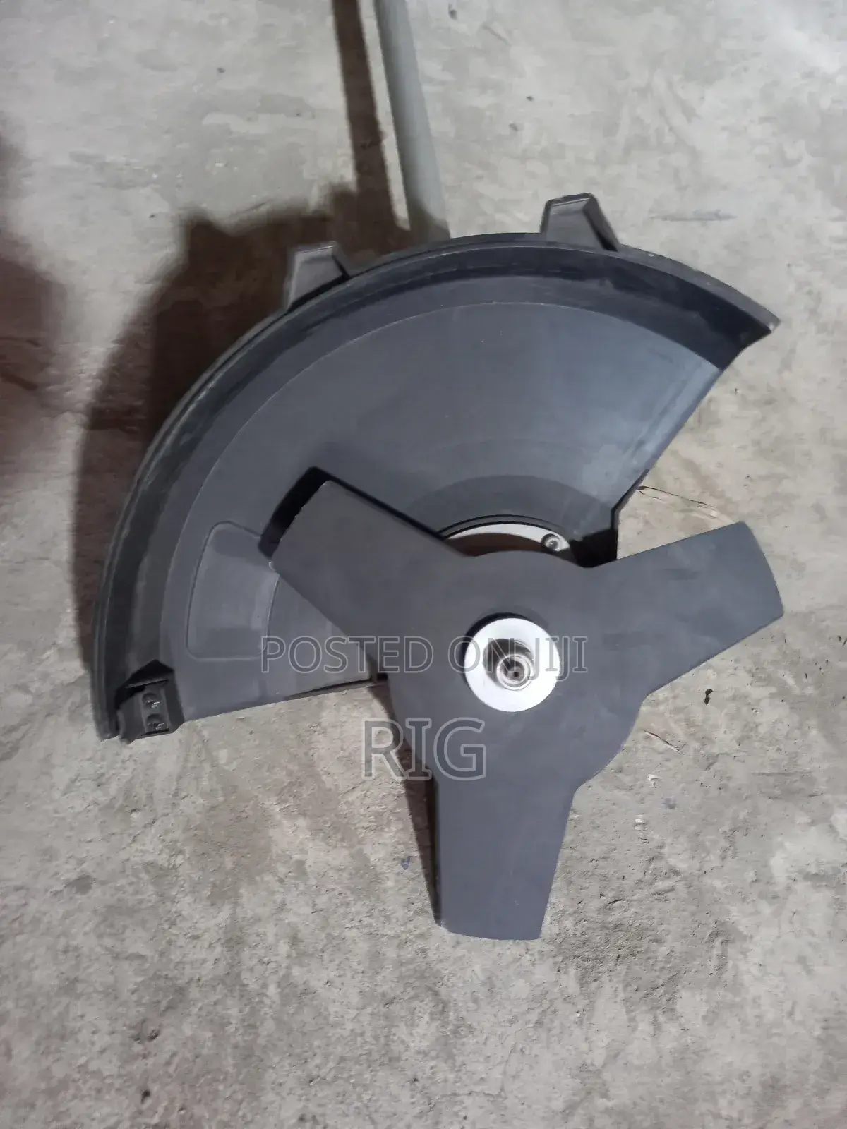 Rechargeable Brushless Lawn Mower