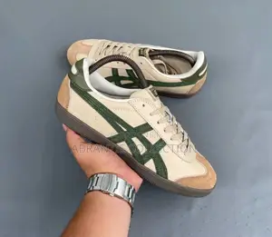 Ascis Onitsuka Tiger Sneaker Brown