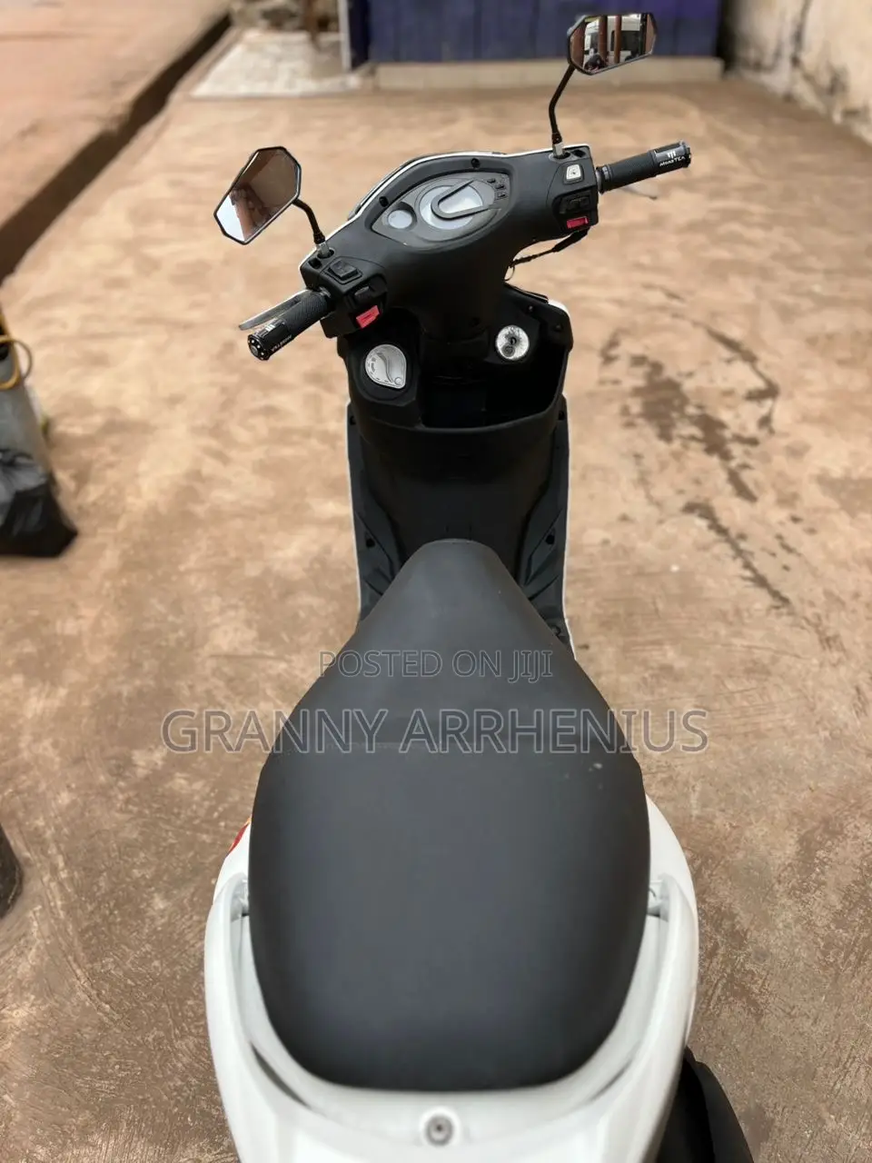 SYM Symnh 2019 White