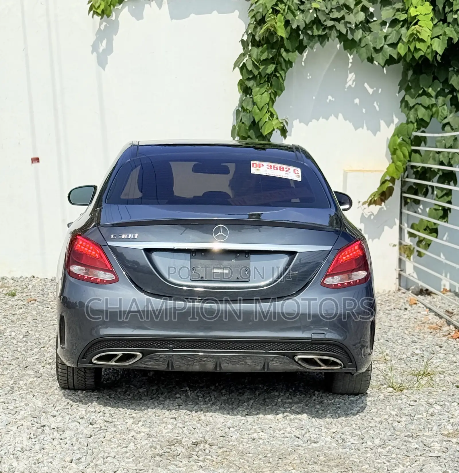Mercedes-Benz C300 2016 Black