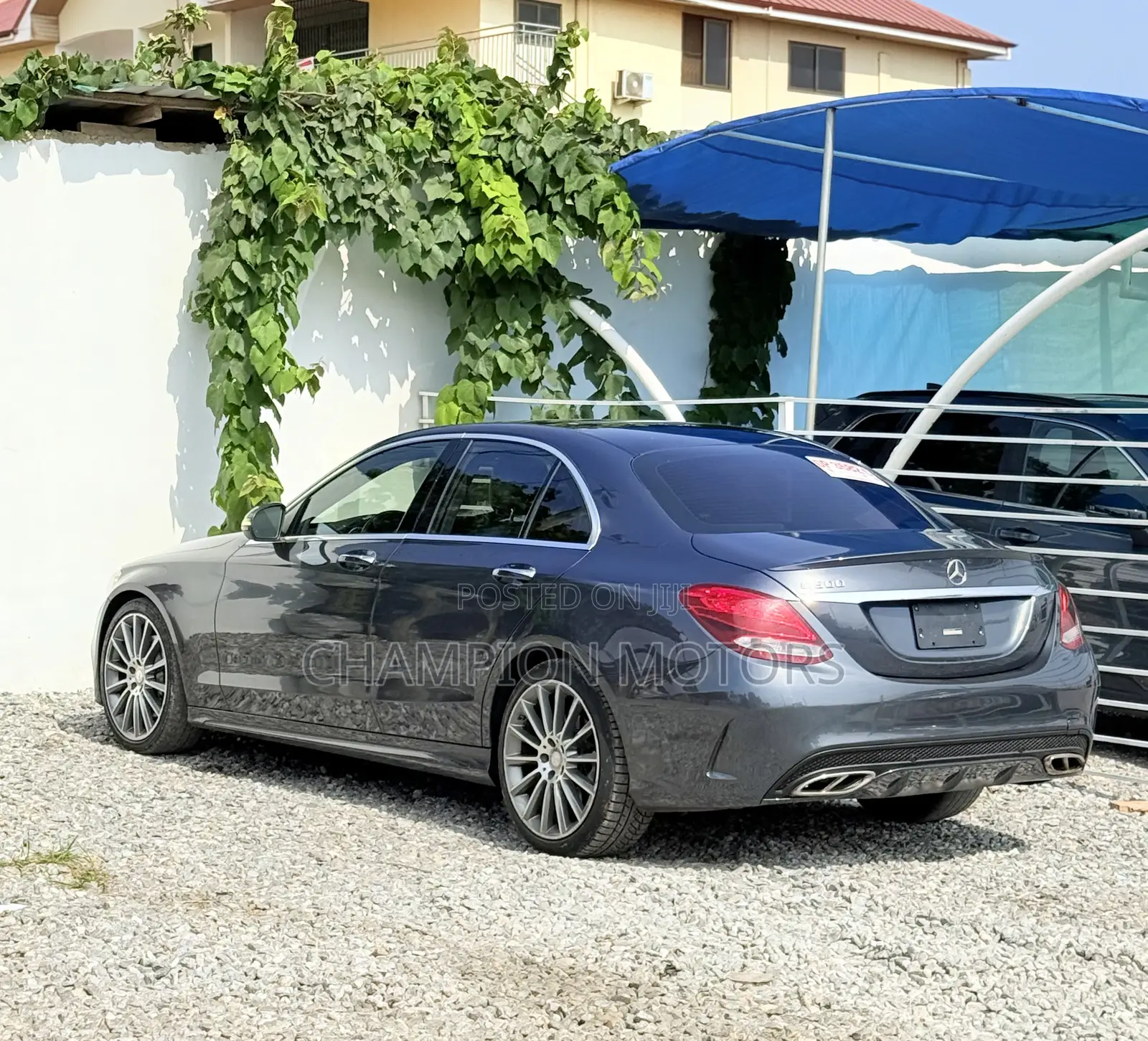 Mercedes-Benz C300 2016 Black